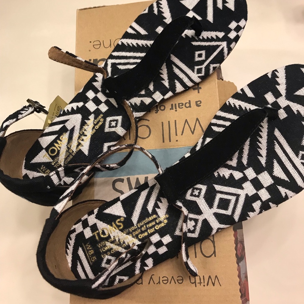 Toms “Playa” Sandal